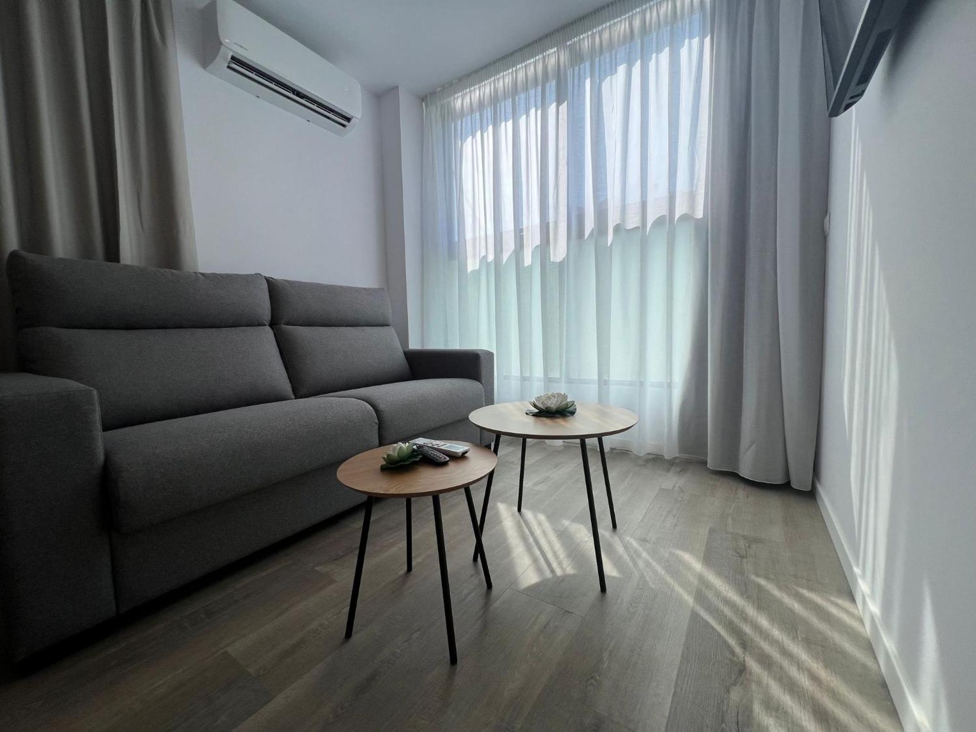 Apartamentos Aurea Pal 8 Y Gran Atenea Esperanto 5 Benidorm Eksteriør billede