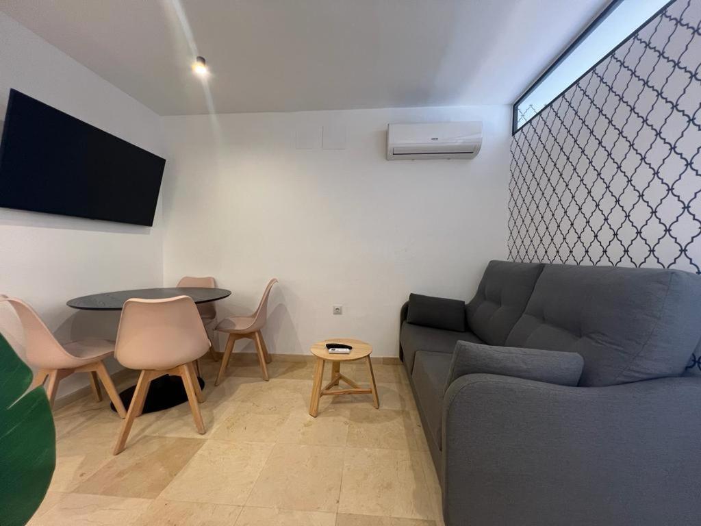 Apartamentos Aurea Pal 8 Y Gran Atenea Esperanto 5 Benidorm Eksteriør billede